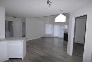 Photo 16: 407 20 Sierra Morena Mews SW in Calgary: Signal Hill Apartment for sale : MLS®# A2125393