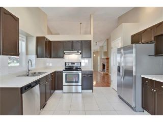 Photo 2: 295 Shawinigan Drive SW in Calgary: Shawnessy House for sale : MLS®# C4075456