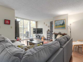 Photo 3: 3913 PENDER Street in Burnaby: Willingdon Heights Townhouse for sale in "INGLETON PLACE" (Burnaby North)  : MLS®# R2135922