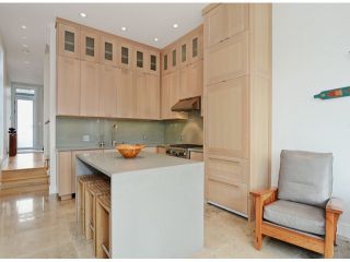 Photo 11: 2048 WHYTE Avenue in Vancouver: Kitsilano 1/2 Duplex for sale in "Kits Point" (Vancouver West)  : MLS®# V1055098