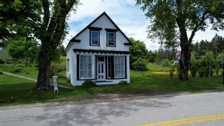Photo 4: 8768 Hwy 331 in Voglers Cove: 405-Lunenburg County Residential for sale (South Shore)  : MLS®# 202213579