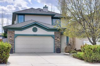 Photo 1: 10823 Valley Springs Road NW in Calgary: Valley Ridge Detached for sale : MLS®# A1107502