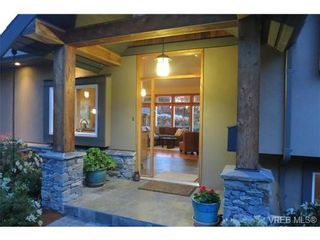 Photo 3: 3953 Locarno Lane in VICTORIA: SE Arbutus House for sale (Saanich East)  : MLS®# 726390