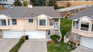 Photo 36: 135 Sierra Morena Terrace SW in Calgary: Signal Hill Semi Detached (Half Duplex) for sale : MLS®# A2005303