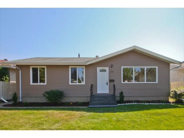 Main Photo: 7303 132 AV NW: Edmonton House for sale : MLS®# E4014283