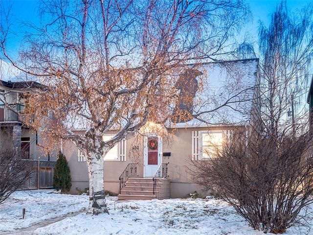 Main Photo: 453 29 Avenue NW in Calgary: Mount Pleasant House for sale : MLS®# C4091200