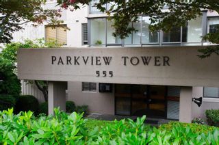 Photo 3: 1003 555 13TH Street in West Vancouver: Ambleside Condo for sale in "PARKVIEW TOWER" : MLS®# R2871285