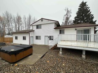 Photo 38: 10 OSPIKA Crescent in Mackenzie: Mackenzie -Town House for sale : MLS®# R2825007
