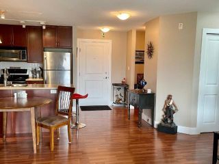 Photo 4: #216 246 HASTINGS Avenue, in Penticton: House for sale : MLS®# 190789