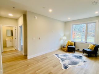 Photo 6: 32 Heckmans Avenue in Bridgewater: 405-Lunenburg County Residential for sale (South Shore)  : MLS®# 202222325