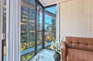 Photo 5: 807 1331 W GEORGIA Street in Vancouver: Coal Harbour Condo for sale in "THE POINTE" (Vancouver West)  : MLS®# R2483635