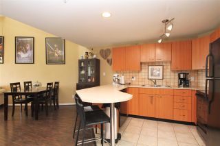 Photo 3: A420 2099 LOUGHEED Highway in Port Coquitlam: Glenwood PQ Condo for sale in "SHAUNESSY SQUARE" : MLS®# R2375859