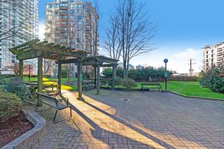 Photo 18: 1101 828 AGNES Street in New Westminster: Downtown NW Condo for sale in "WESTMINSTER TOWERS" : MLS®# R2532321