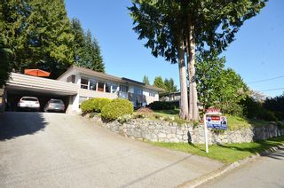 Photo 14: 480 GREENWAY AV in North Vancouver: Upper Delbrook House for sale : MLS®# V1003304