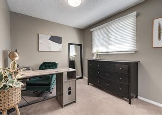 Photo 27: 71 Woodmont Crescent SW in Calgary: Woodbine Detached for sale : MLS®# A2035806