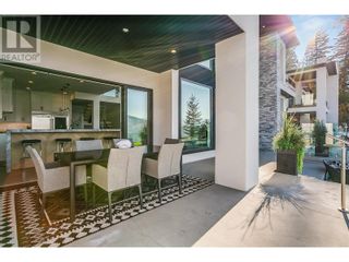 Photo 21: 112 Sunset Boulevard Okanagan Landing: Okanagan Shuswap Real Estate Listing: MLS®# 10307504