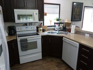 Photo 14: 2771 SHORE Court in 70 Mile House: Green Lk/Watch Lk Manufactured Home for sale (100 Mile House)  : MLS®# R2880630