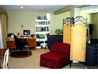 Photo 9:  in VICTORIA: SE Cedar Hill House for sale (Saanich East)  : MLS®# 386731