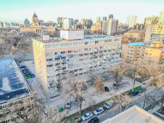 Photo 1: 1004 71 Roslyn Road in Winnipeg: Osborne Village Condominium for sale (1B)  : MLS®# 202330549