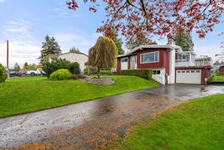 Photo 3: 19636 49 Avenue in Langley: Langley City House for sale : MLS®# R2876399