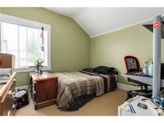 Photo 11: 637 E 24TH Avenue in Vancouver: Fraser VE House for sale in "FRASER" (Vancouver East)  : MLS®# V1072465