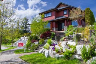 Photo 2: 2951 STRANGWAY Place in Squamish: University Highlands House for sale : MLS®# R2732917
