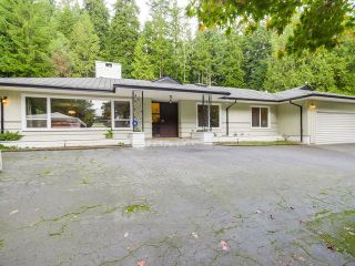 Photo 1: 77 DESSWOOD Place in West Vancouver: Glenmore House for sale : MLS®# V1090987