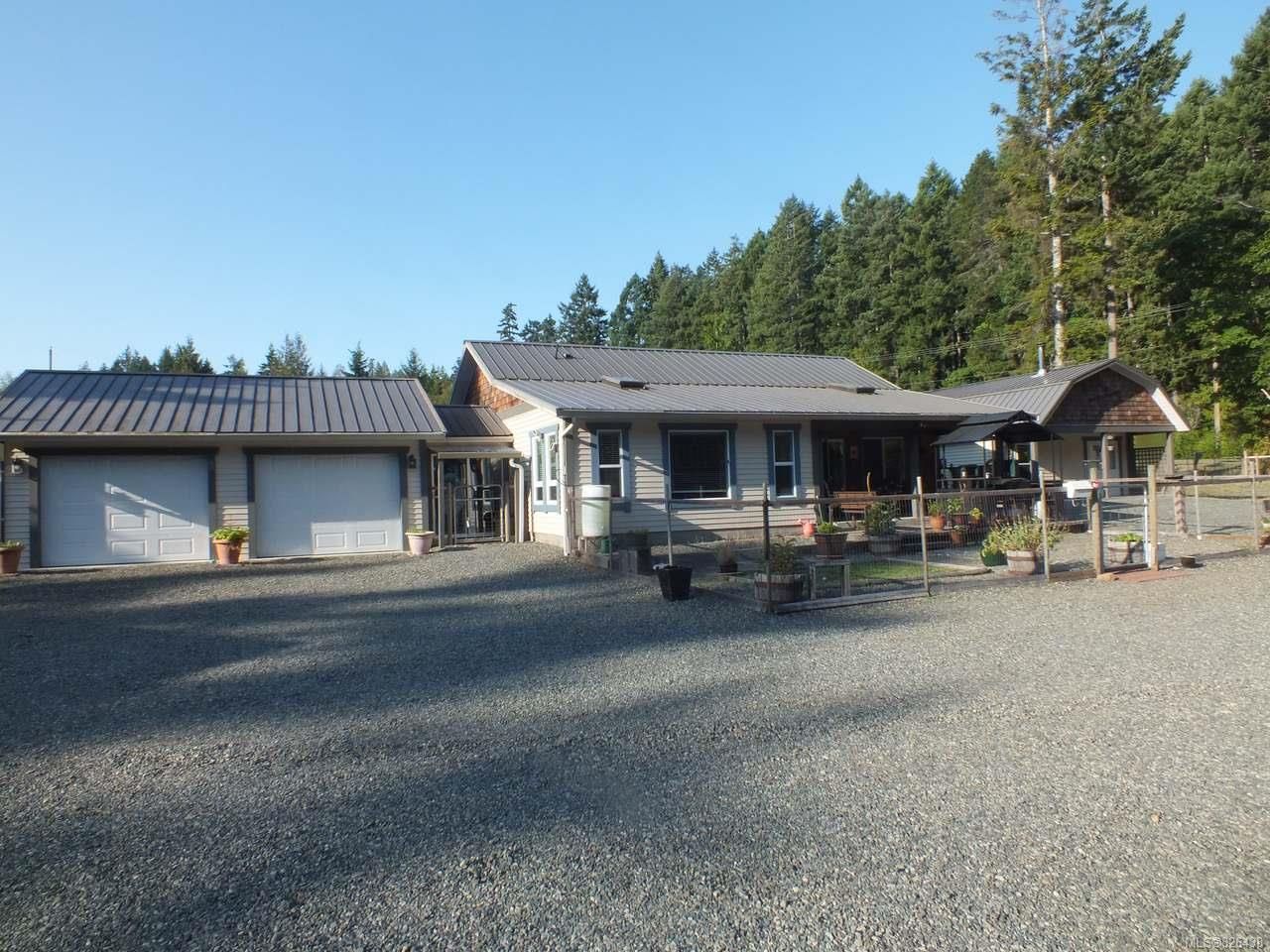 Main Photo: 135 Jamieson Rd in Bowser: PQ Bowser/Deep Bay House for sale (Parksville/Qualicum)  : MLS®# 826438