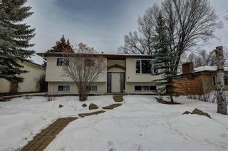 Photo 1: 5 Knowles Avenue: Okotoks Detached for sale : MLS®# A2023299