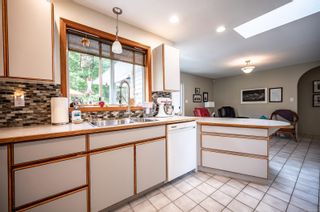 Photo 12: 2532 Dolly Varden Rd in Campbell River: CR Campbell River North House for sale : MLS®# 888043