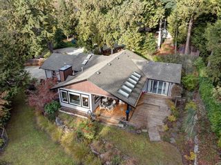 Photo 3: 3474 BEACH Avenue: Roberts Creek House for sale (Sunshine Coast)  : MLS®# R2834488