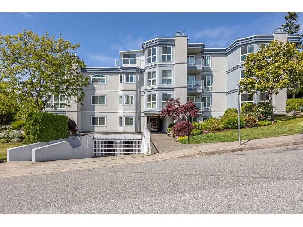 Main Photo: 101 15941 MARINE Drive: White Rock Condo for sale in "The Heritage" (South Surrey White Rock)  : MLS®# R2591259