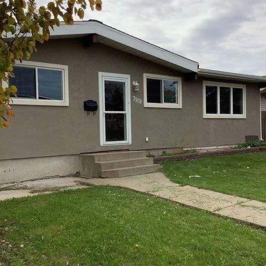 Main Photo: 7119 136 Avenue in Edmonton: House for rent