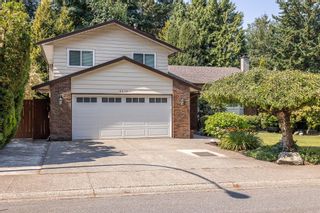 Photo 1: 8513 DELNOVA Drive in Delta: Nordel House for sale in "SUNBURY" (N. Delta)  : MLS®# R2653363