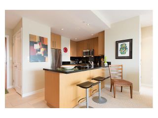 Photo 9: 703 2688 WEST Mall in Vancouver: University VW Condo for sale in "PROMONTORY" (Vancouver West)  : MLS®# V1054679