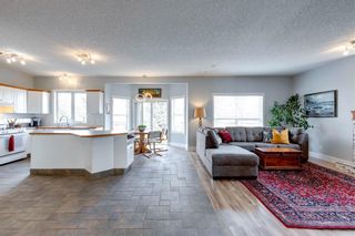 Photo 5: 137 Simcoe Crescent SW in Calgary: Signal Hill Detached for sale : MLS®# A1222287