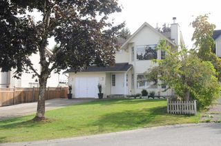 Photo 1: 21276 89A Avenue in Langley: Walnut Grove House for sale : MLS®# R2306284