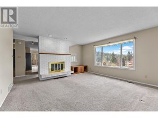 Photo 9: 1276 Rio Drive in Kelowna: House for sale : MLS®# 10309533