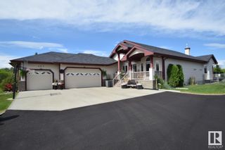 Main Photo: 53017 Range Road 223: Rural Strathcona County House for sale : MLS®# E4385955