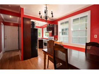 Photo 4: 4446 QUEBEC Street in Vancouver: Main House for sale in "RILEY PARK" (Vancouver East)  : MLS®# V930228