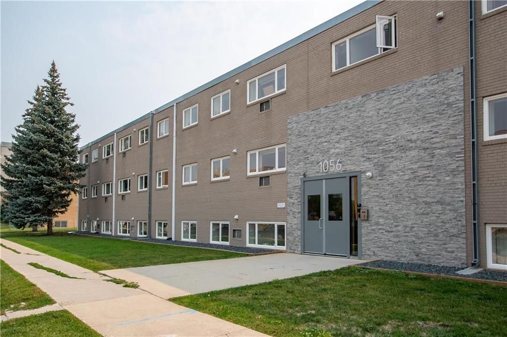 Photo 1: Photos: 14 1056 Grant Avenue in Winnipeg: Condominium for sale (1Bw)  : MLS®# 202120638