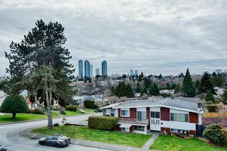 Photo 19: 5538 MEADEDALE Drive in Burnaby: Parkcrest House for sale (Burnaby North)  : MLS®# R2861688