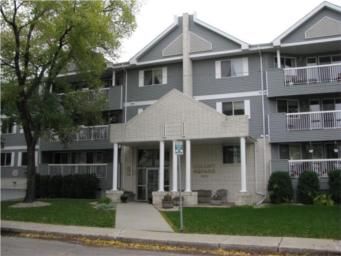 Main Photo: 108 910 9th Street East in Saskatoon: Varsity View Condominium for sale (Saskatoon Area 02)  : MLS®# 374451
