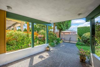 Photo 35: 15382 ROYAL Avenue: House for sale in White Rock: MLS®# R2714272