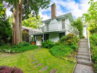 Main Photo: 2821 EASTERN Avenue in North Vancouver: Upper Lonsdale House for sale : MLS®# R2705771