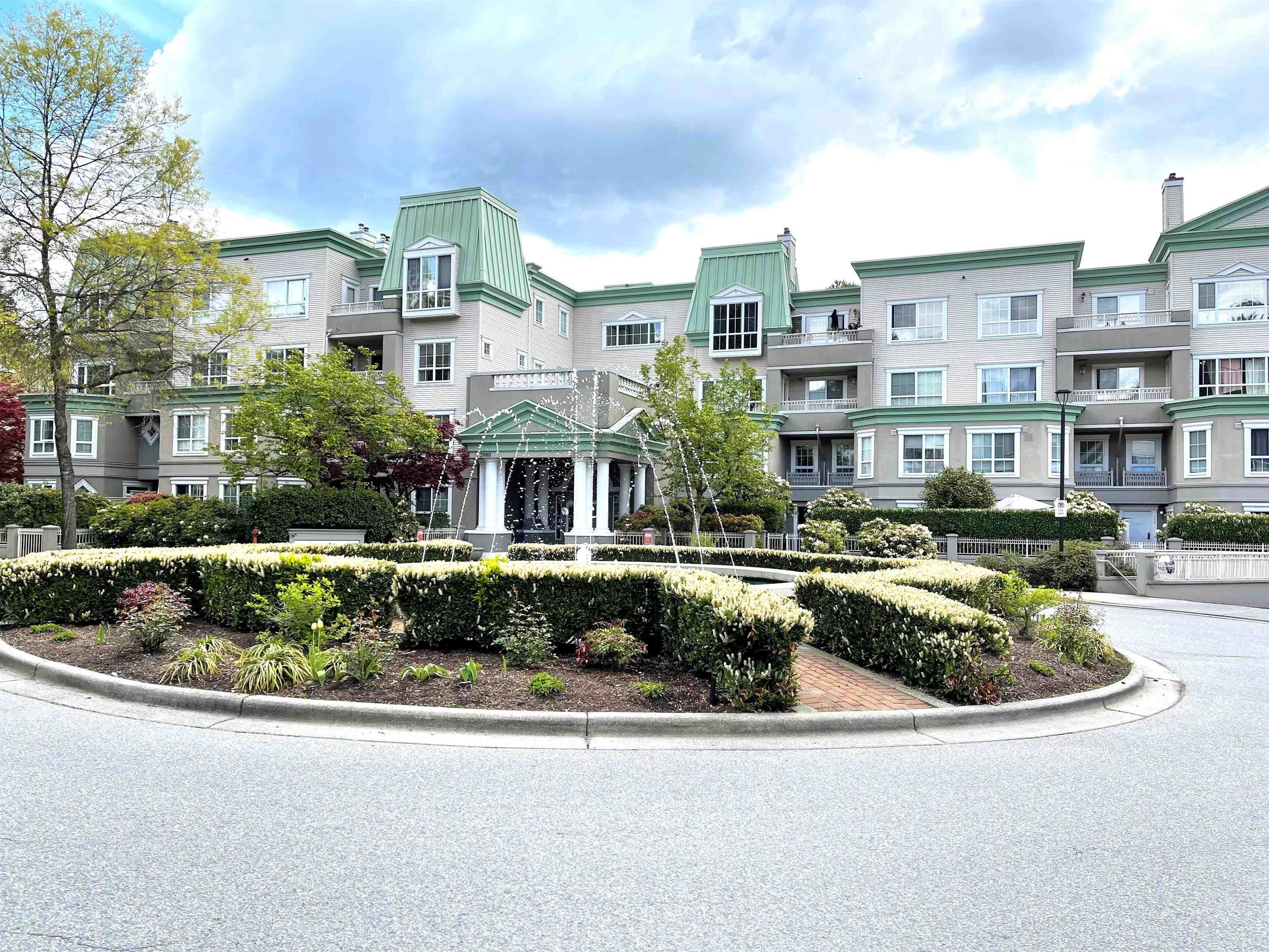 Main Photo: 102 2970 PRINCESS Crescent in Coquitlam: Canyon Springs Condo for sale : MLS®# R2691384