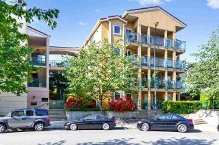 Photo 1: 307 12 LAGUNA Court in New Westminster: Quay Condo for sale in "LAGUNA COURT" : MLS®# R2272136