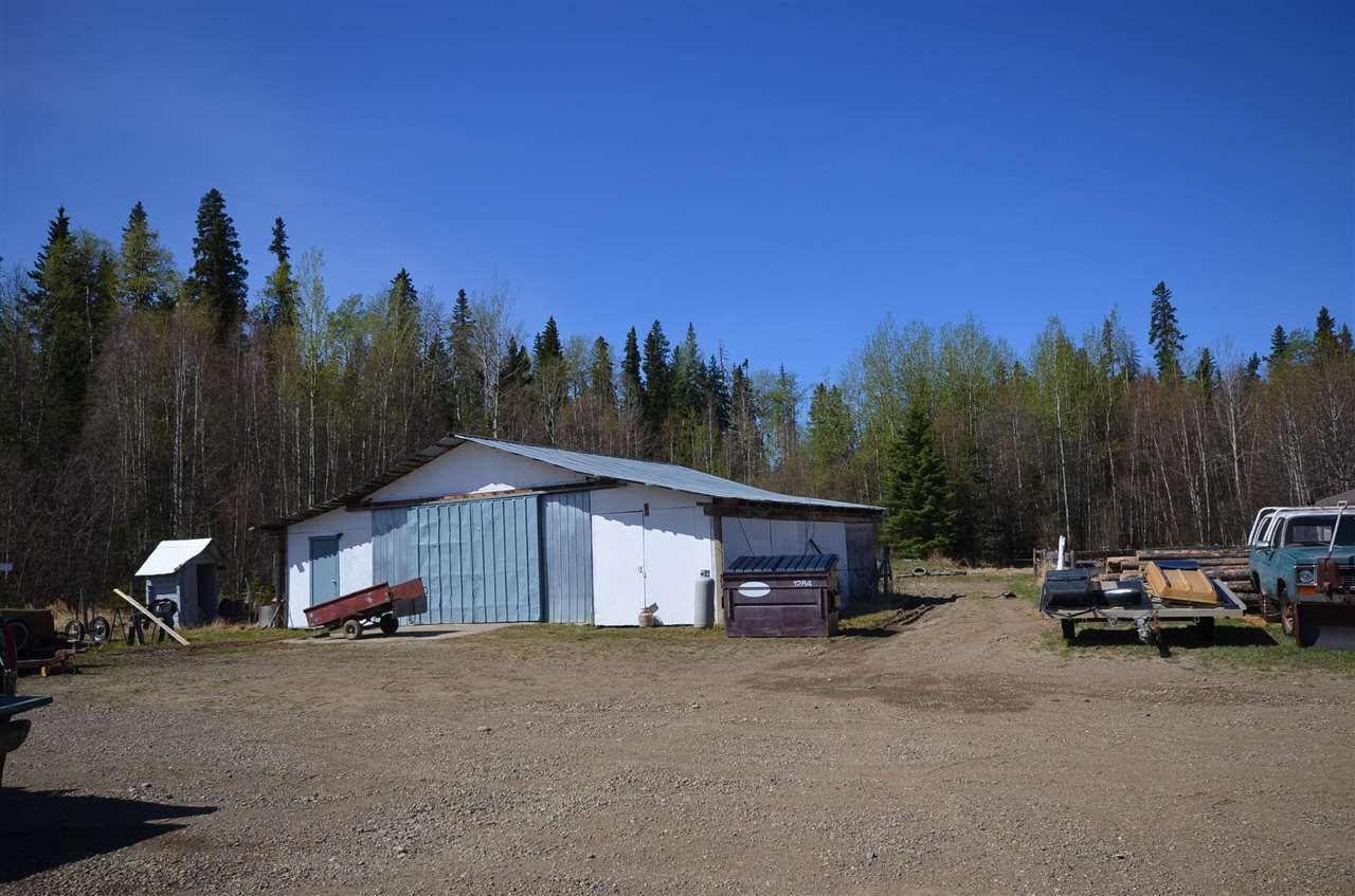 Photo 5: Photos: 12012 N 97 Highway in Charlie Lake: Fort St. John - Rural W 100th House for sale in "MILE 72" (Fort St. John (Zone 60))  : MLS®# R2555961