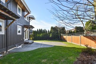 Photo 19: 1155 BALSAM Street: White Rock House for sale (South Surrey White Rock)  : MLS®# R2135110