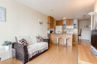 Photo 3: 2010 909 MAINLAND Street in Vancouver: Yaletown Condo for sale in "YALETOWN PARK 2" (Vancouver West)  : MLS®# R2072486